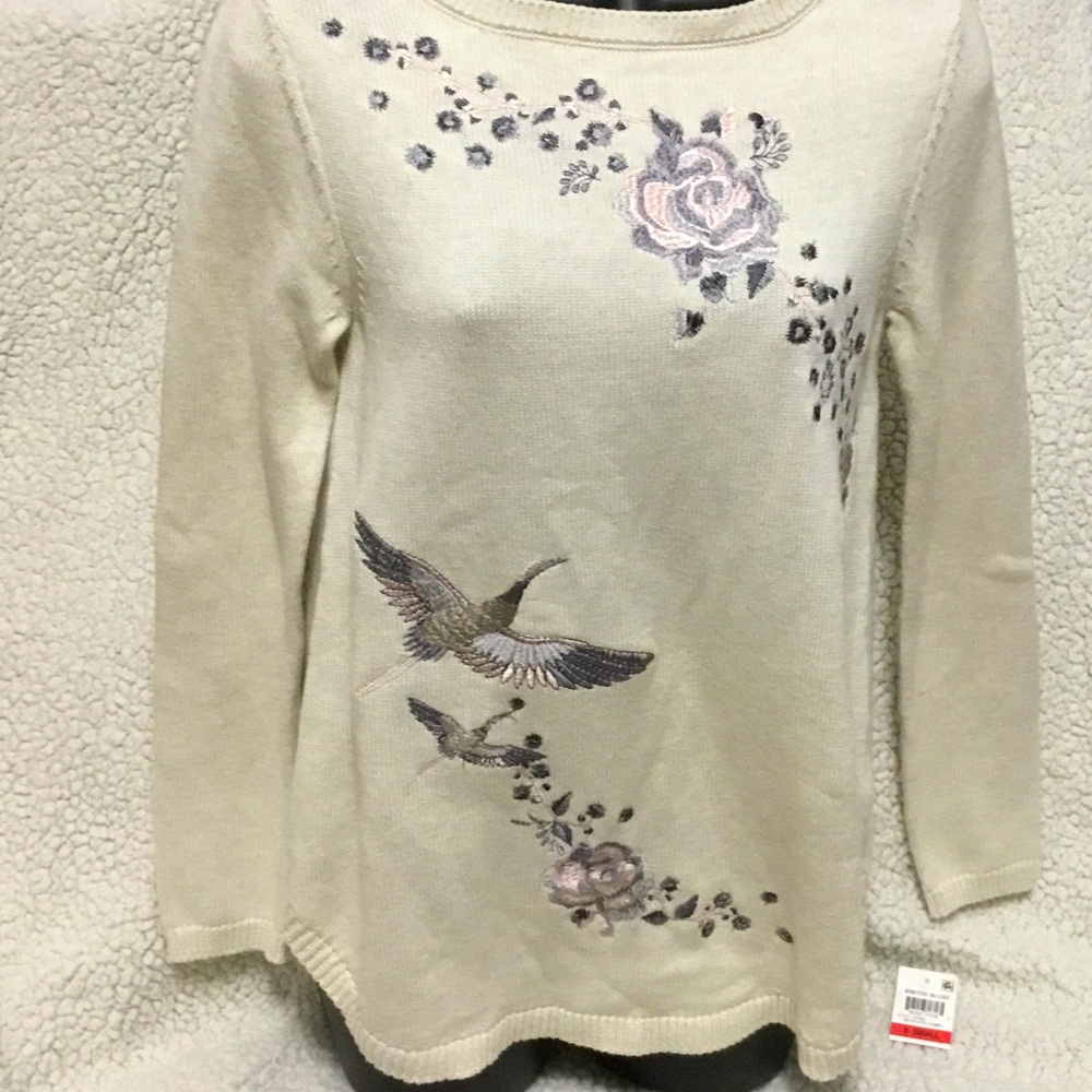 NEW Embroidered Birds XSmall Cream Sweater Shirt